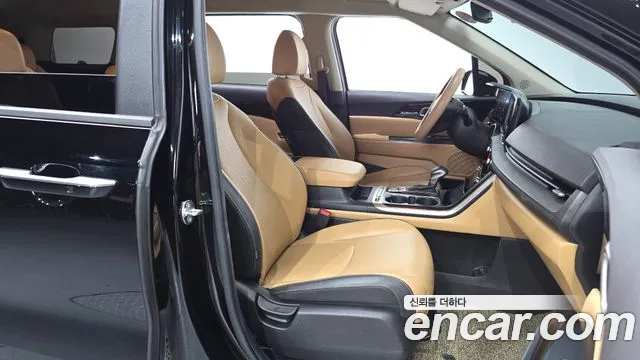 Kia Carnival 2023 thumb 11