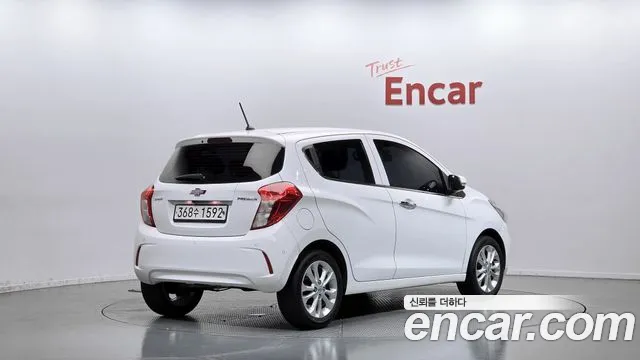 Chevrolet Spark 2020 thumb 2