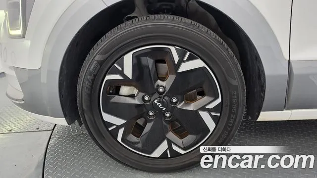 Kia Niro 2022 thumb 5