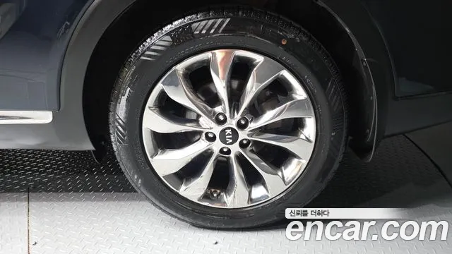 Kia Sorento 2017 thumb 5