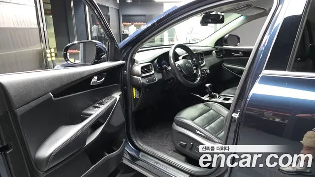 Kia Sorento 2017 thumb 10