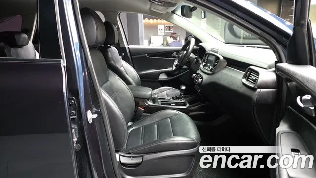 Kia Sorento 2017 thumb 11