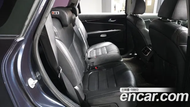 Kia Sorento 2017 thumb 12
