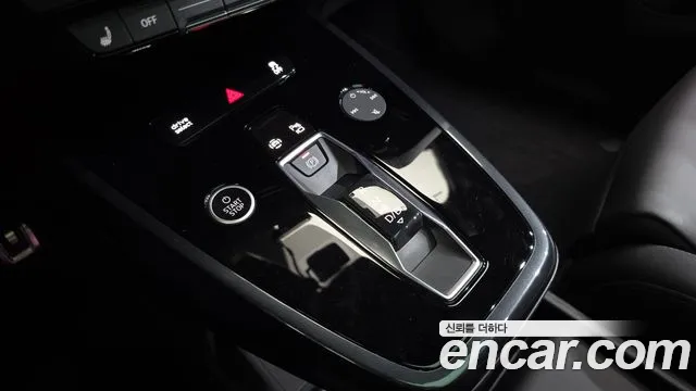 Audi Q4 e-tron 2023 thumb 9