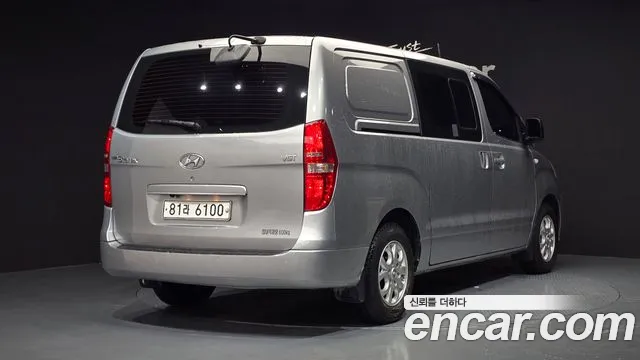 Hyundai Starex 2015 thumb 2