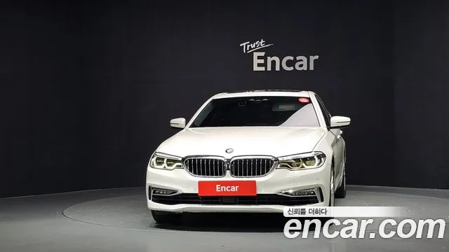 BMW 5 серии 2018 thumb 3