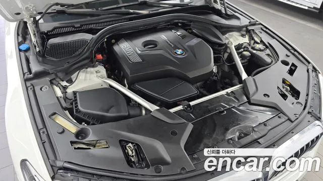 BMW 5 серии 2018 thumb 6