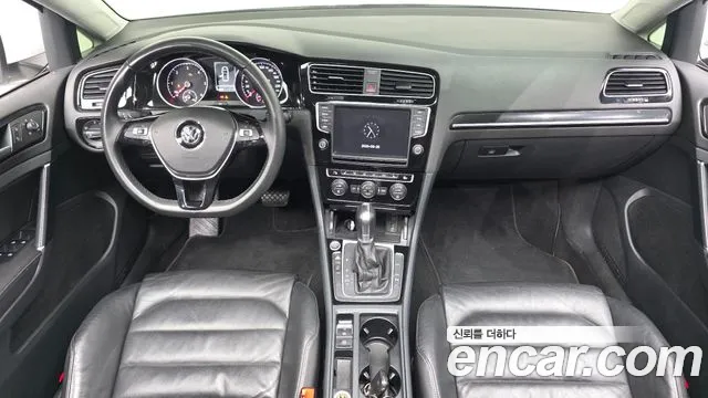 Volkswagen Golf Sportsvan 2015 thumb 7