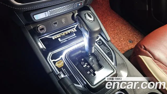 KG_Mobility_Ssangyong Rexton 2019 thumb 9