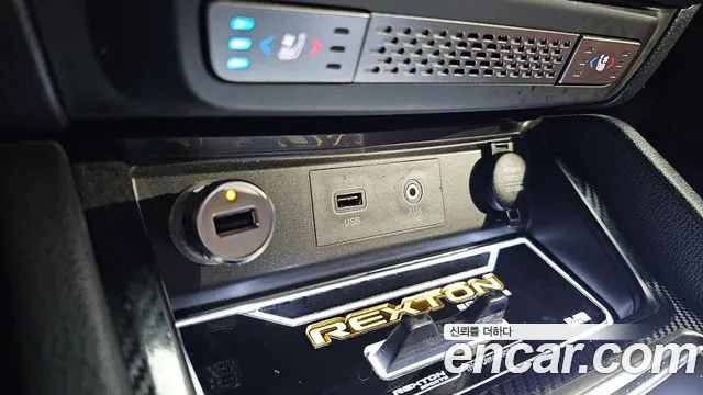 KG_Mobility_Ssangyong Rexton 2019 thumb 12