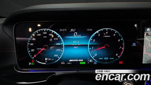 Mercedes-Benz AMG GT 2021 thumb 8