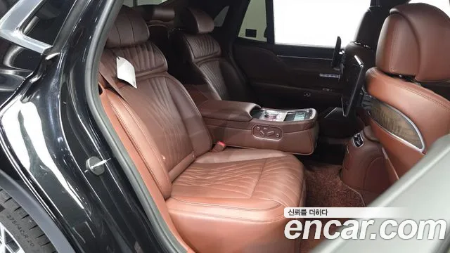 Genesis G90 2023 thumb 12