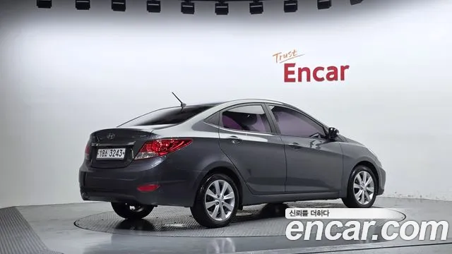 Hyundai Accent 2013 thumb 2