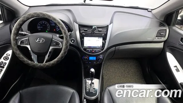 Hyundai Accent 2013 thumb 7