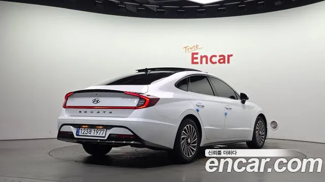 Hyundai Sonata 2021 thumb 2