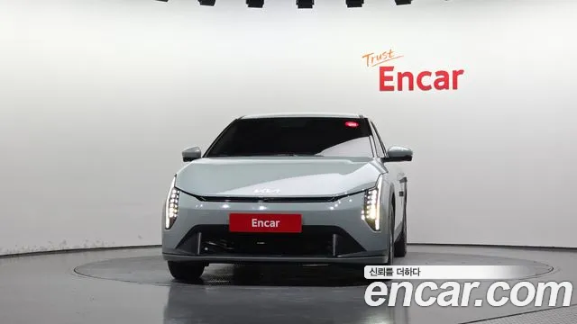 Kia EV4 2025 thumb 3