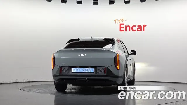 Kia EV4 2025 thumb 4
