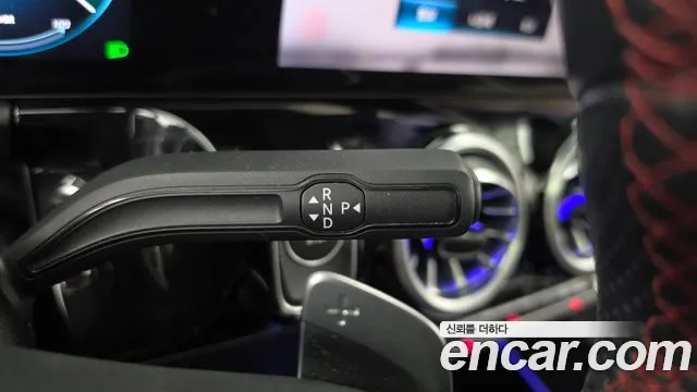 Mercedes-Benz EQA 2022 thumb 9