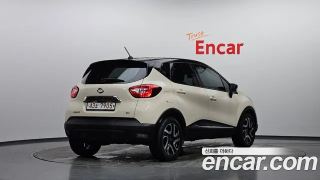 Renault Captur 2015 thumb 2