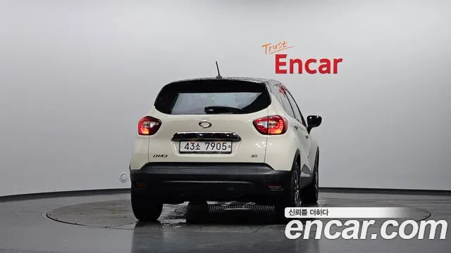 Renault Captur 2015 thumb 4