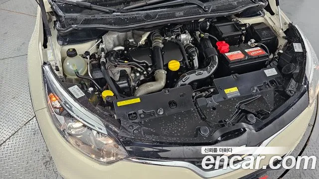Renault Captur 2015 thumb 6