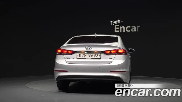 Hyundai Avante 2017 thumb 4