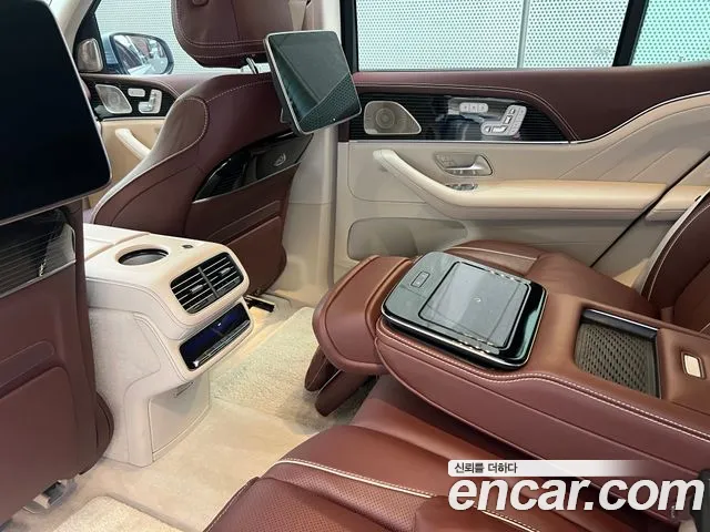 Mercedes-Benz GLS 2023 thumb 10
