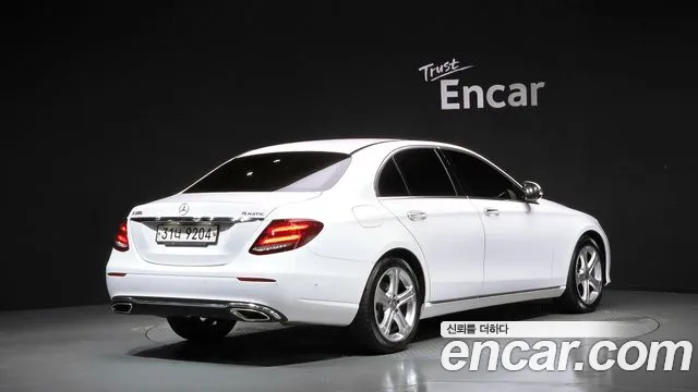 Mercedes-Benz E-Класс 2017 thumb 2