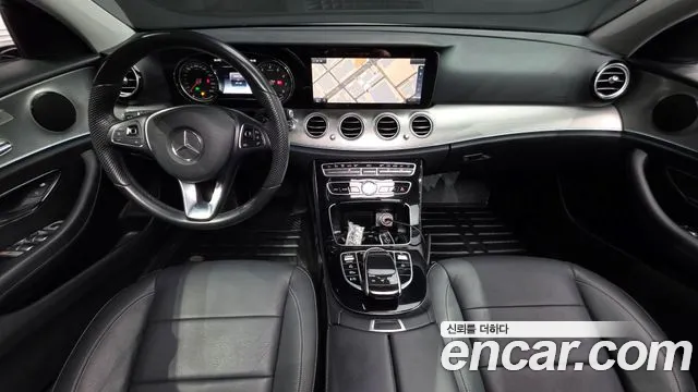 Mercedes-Benz E-Класс 2017 thumb 7