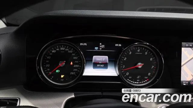 Mercedes-Benz E-Класс 2017 thumb 8