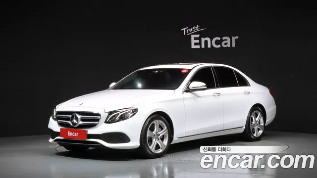 Mercedes-Benz E-Класс 2017 thumb 11