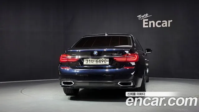 BMW 7 серии 2017 thumb 4