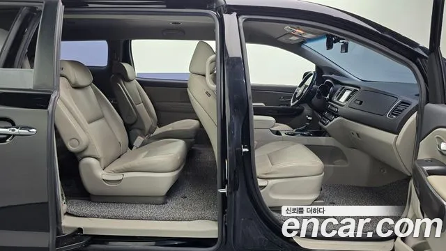 Kia Carnival 2020 thumb 12