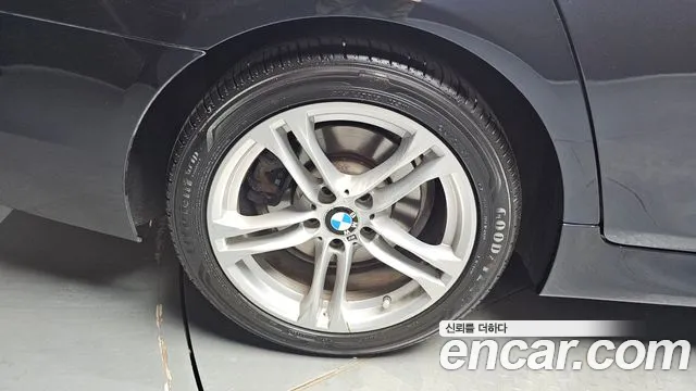 BMW 5 серии 2016 thumb 5