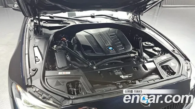 BMW 5 серии 2016 thumb 6