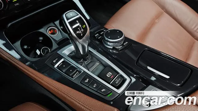 BMW 5 серии 2016 thumb 9