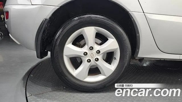 Renault QM5 2010 thumb 5