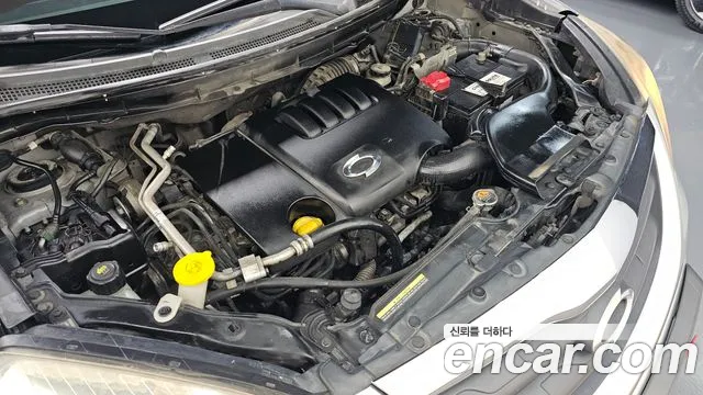 Renault QM5 2010 thumb 6