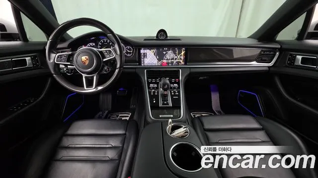 Porsche Panamera 2018 thumb 7