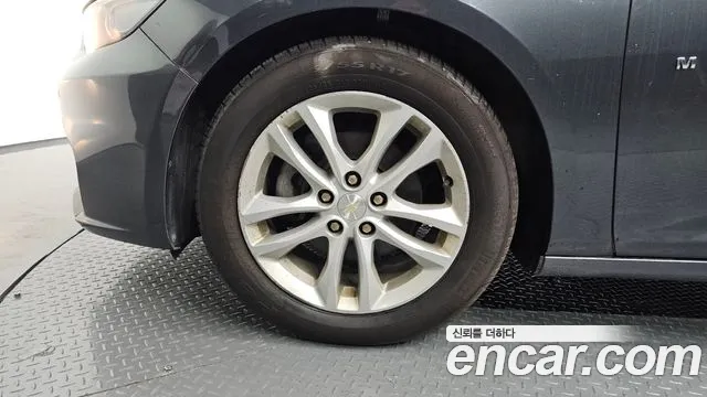 Chevrolet Malibu 2017 thumb 5