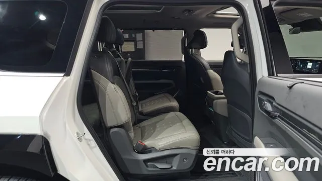Kia EV9 2023 thumb 10