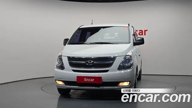 Hyundai Starex 2015 thumb 3