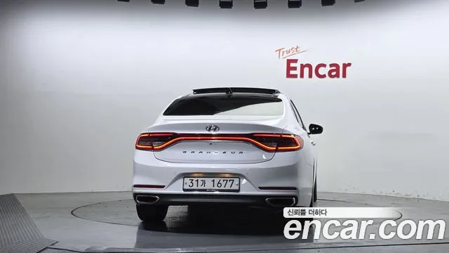 Hyundai Grandeur 2017 thumb 4