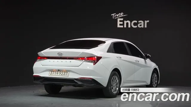 Hyundai Avante 2022 thumb 2