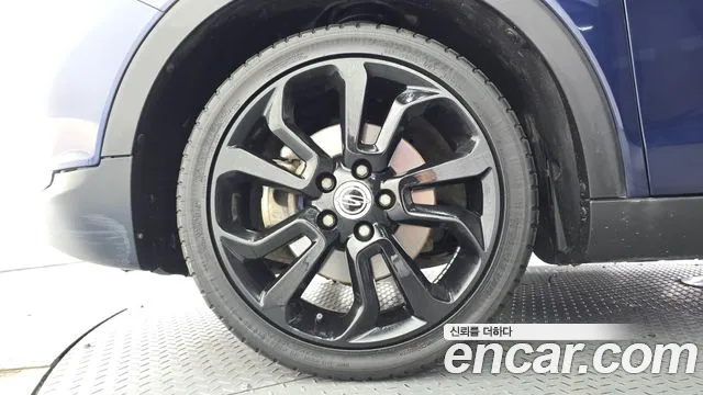 KG_Mobility_Ssangyong TIBOLI 2016 thumb 5