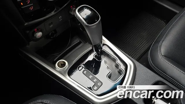 KG_Mobility_Ssangyong TIBOLI 2016 thumb 9