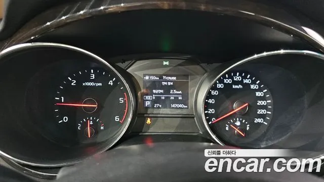 Kia Carnival 2018 thumb 8