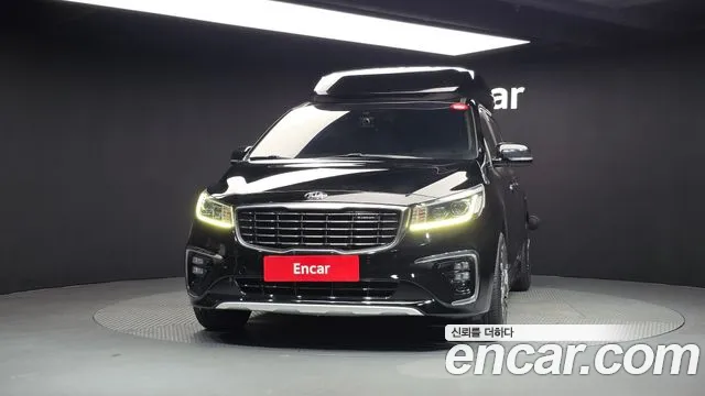 Kia Carnival 2018 thumb 3