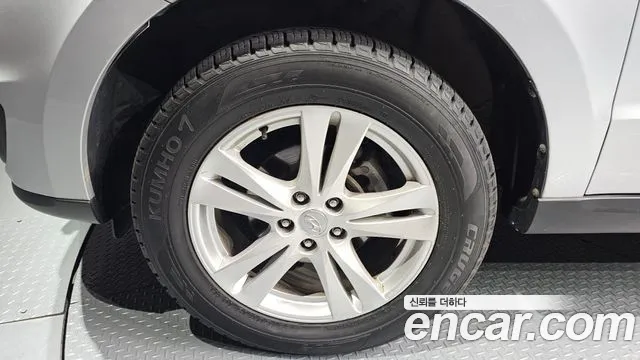 Hyundai Santa Fe 2010 thumb 5
