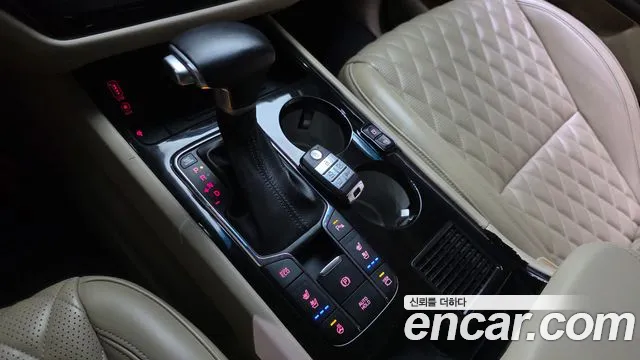 Kia Carnival 2019 thumb 9